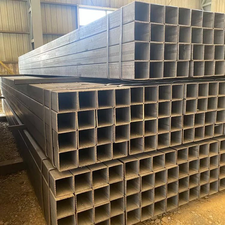 Μαύρος ριγές ορθογώνιος σωλήνας